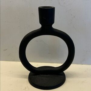 Black Modern Circular Metal Candle Holder
